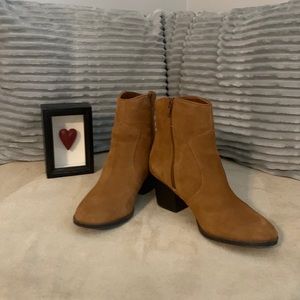 Apt 9 ankle boots, suede, size 9